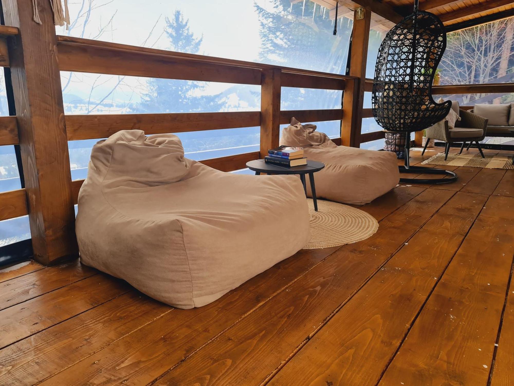 Cabane A-Frame Ceziade Tihuta Piatra Fântânele Exterior foto